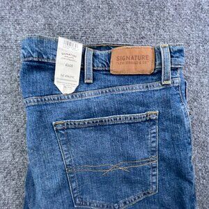 Signature By Levi Strauss NWD Men's Athletic Flex Jeans 42x30 Blue Denim ***